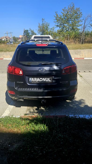 Vând  Hyundai Santa Fe