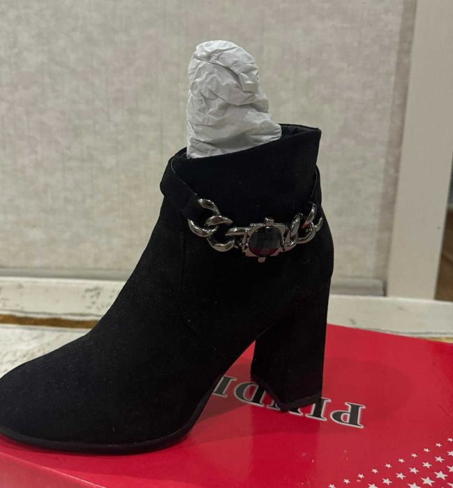 Б/у ботильоны женские