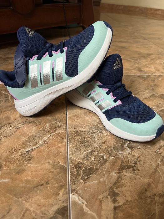 Детски маратонки Адидас / Nike 33 номер