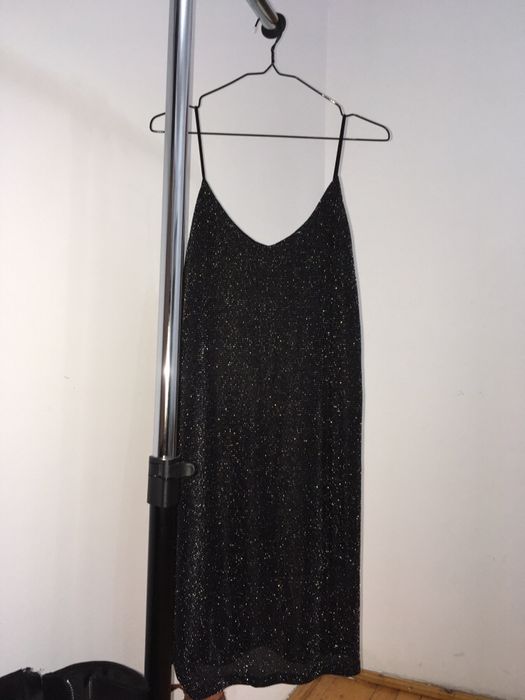 Rochie neagra cu accente arginti, S