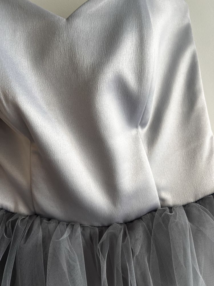 Rochie de ocazie argintie tulle