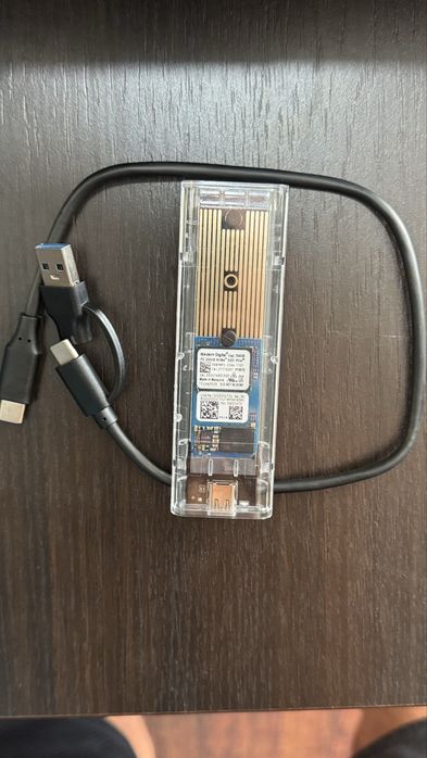 SSD NVMe 256 GB + Cititor ssd m.2