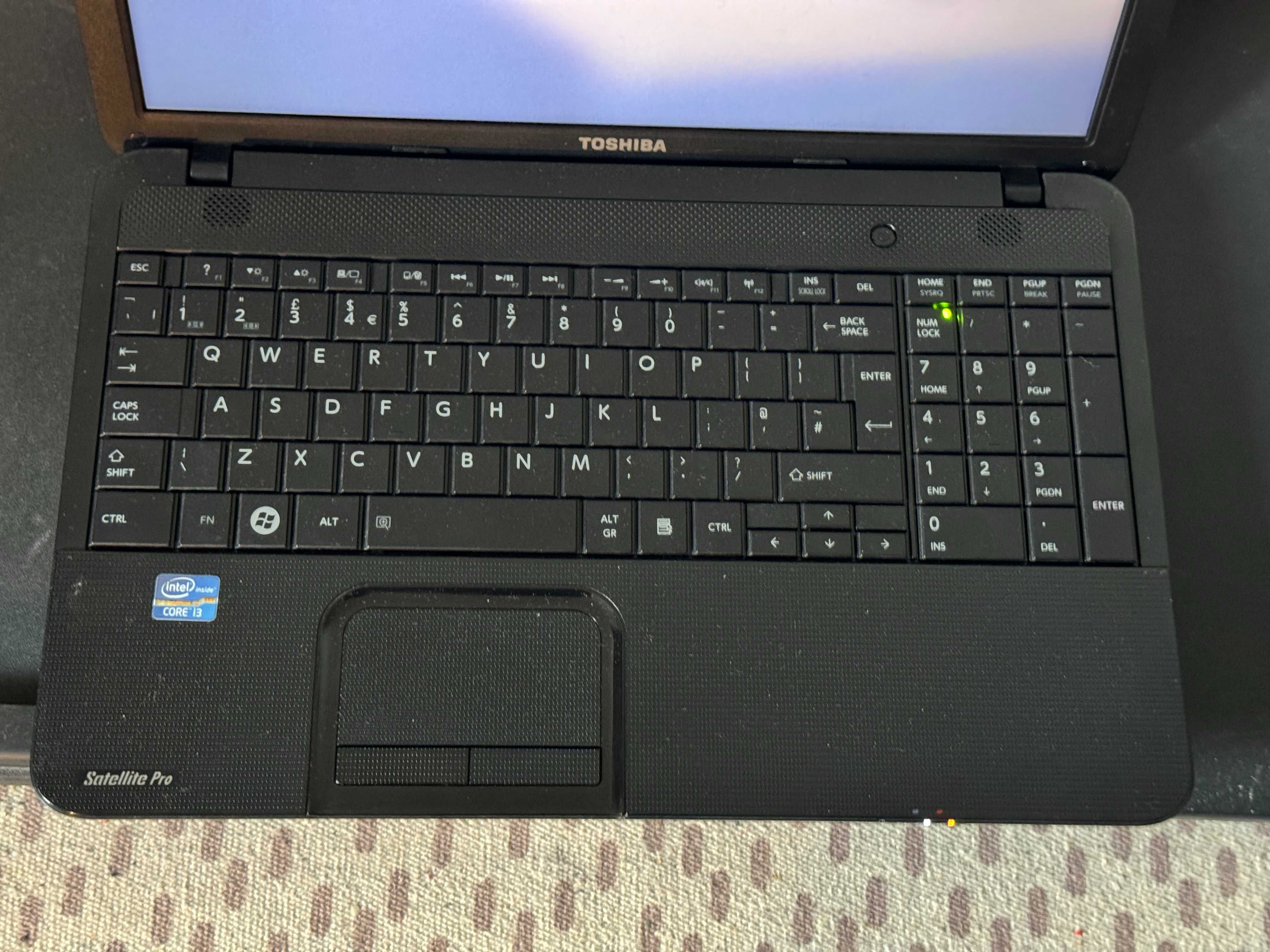 Laptop Toshiba C850
