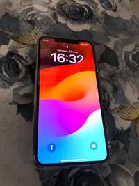 Iphone xs max idial tinnnik