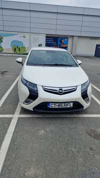 Opel ampera 1,4 benzina +plug in