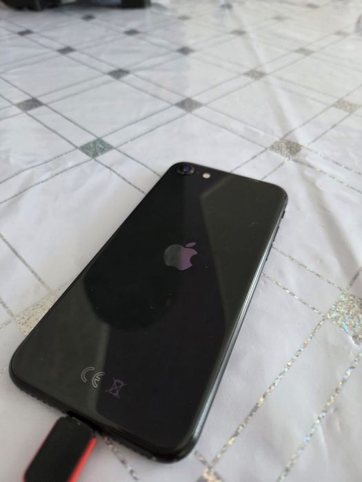 Iphone ES жағдайы жаксы