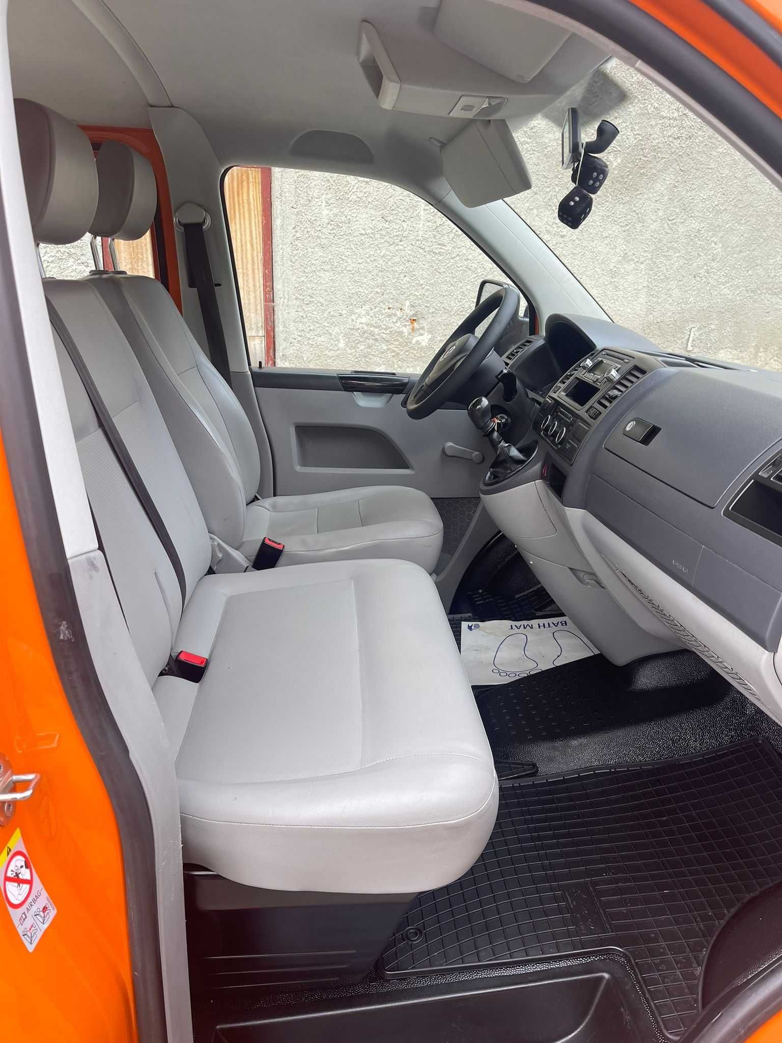 VW T5 Doka 2.0TDI Euro 5 Clima 236.000 km Carte Service