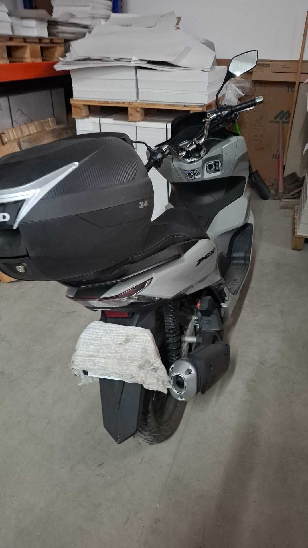 Vand  Scuter HONDA PCX 125 cc