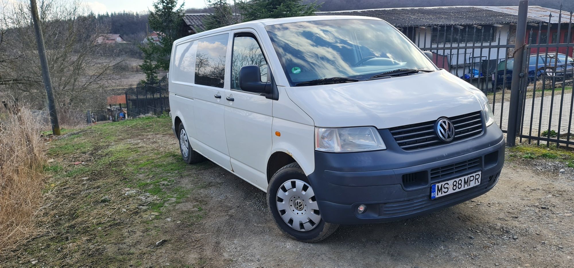 Vand volkswagen transporter t5 1.9tdi