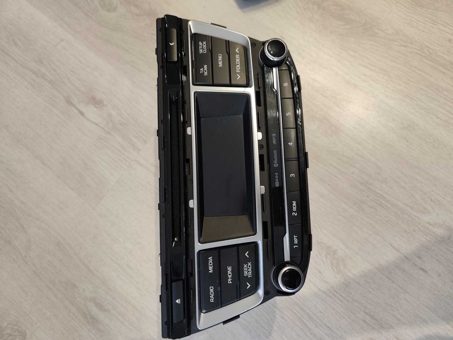 Оригинална медия за HYUNDAI i20