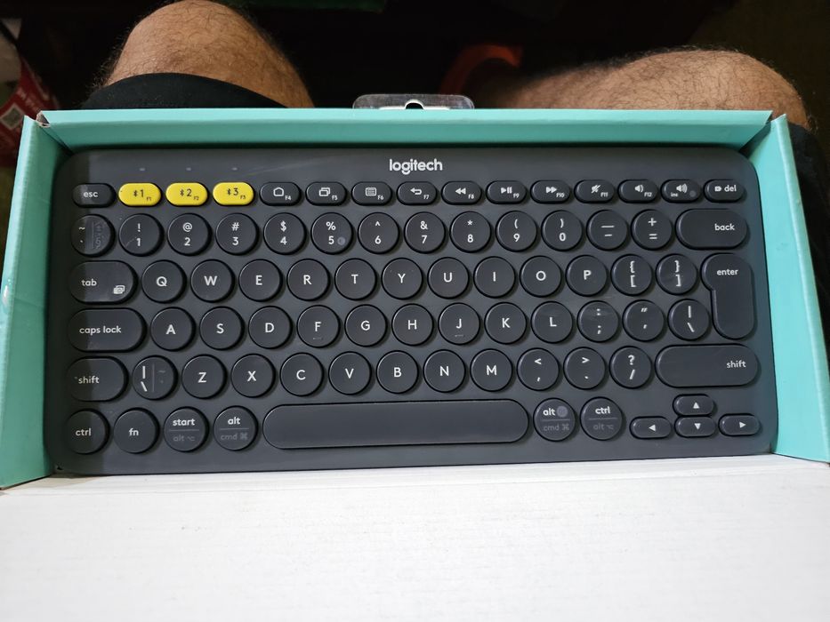 Безжична Bluetooth клавиатура Logitech K380 – НОВА