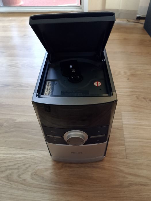 Combina Philips CD, Radio AM/FM + Casetofon