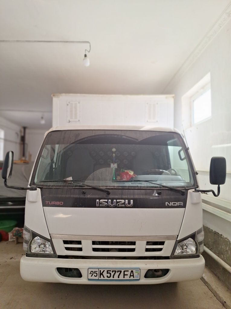 Isuzu 2016-17 срочно сатылады