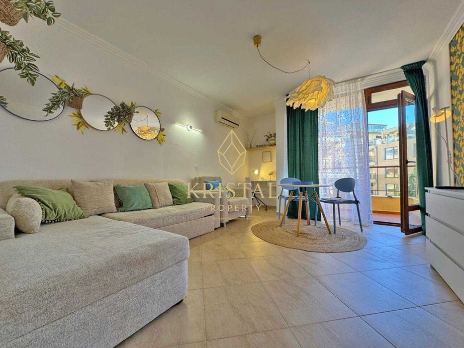 Продава се Едностаен апартамент в Свети Влас - 38 кв.м за 1645 €/кв.м - Снимка #1