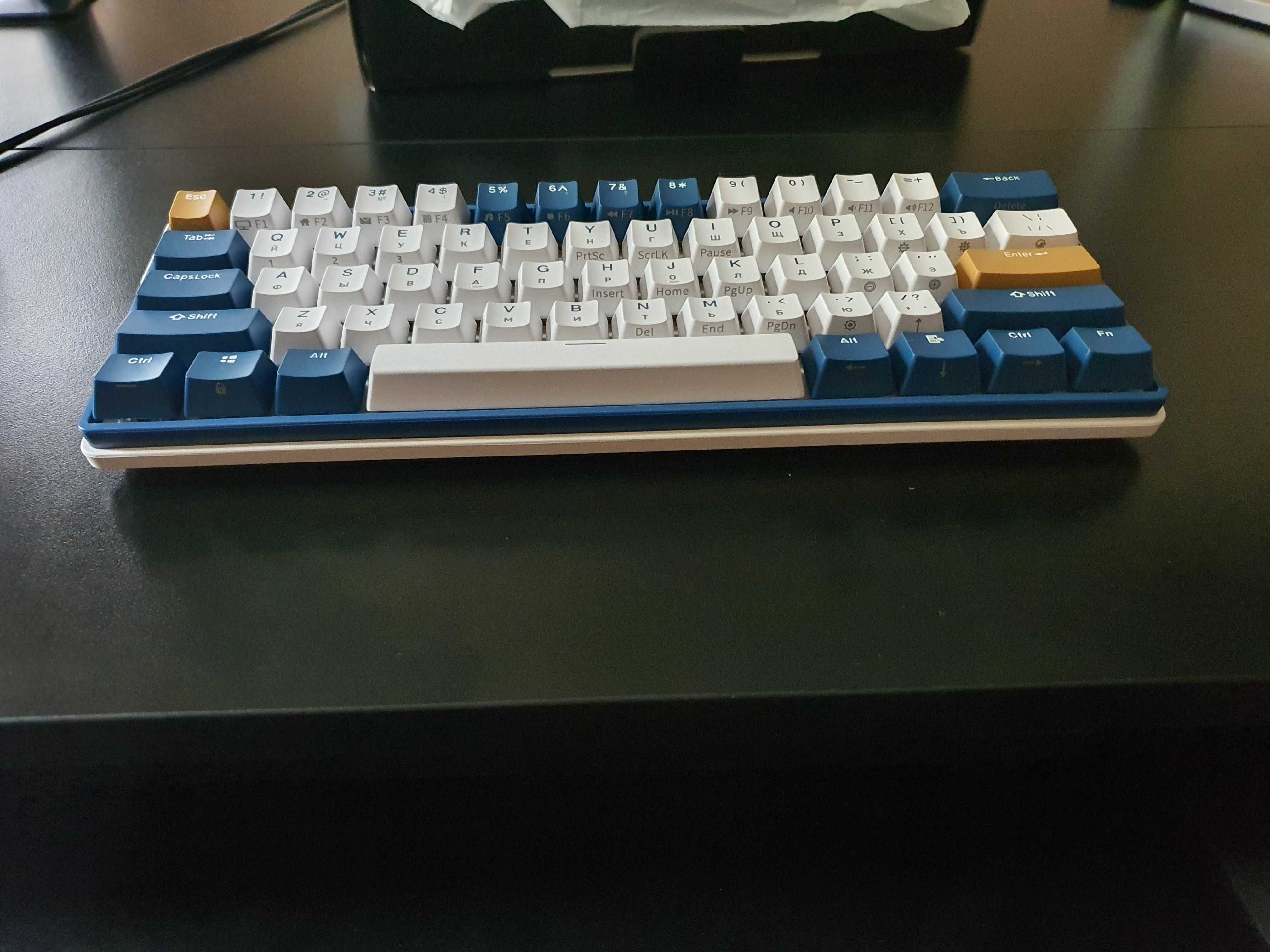 Механическая клавиатура Royal Kludge RK61Plus (60%, hotswap, RGB)