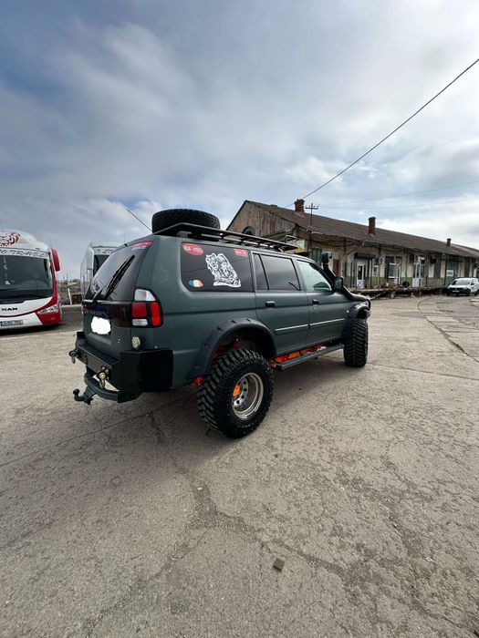 Mitsubishi Pajero Modificat Off-Road