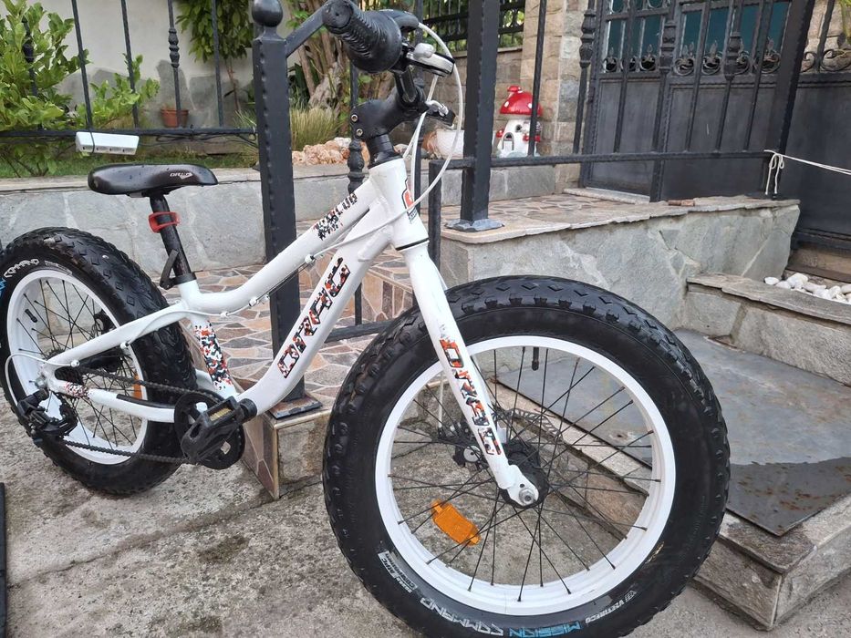 Детски велосипед DRAG 20 в много запазен.