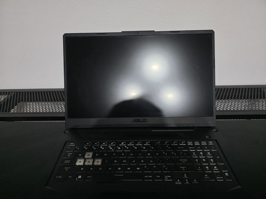 Laptop Asus TUF Gaming A17