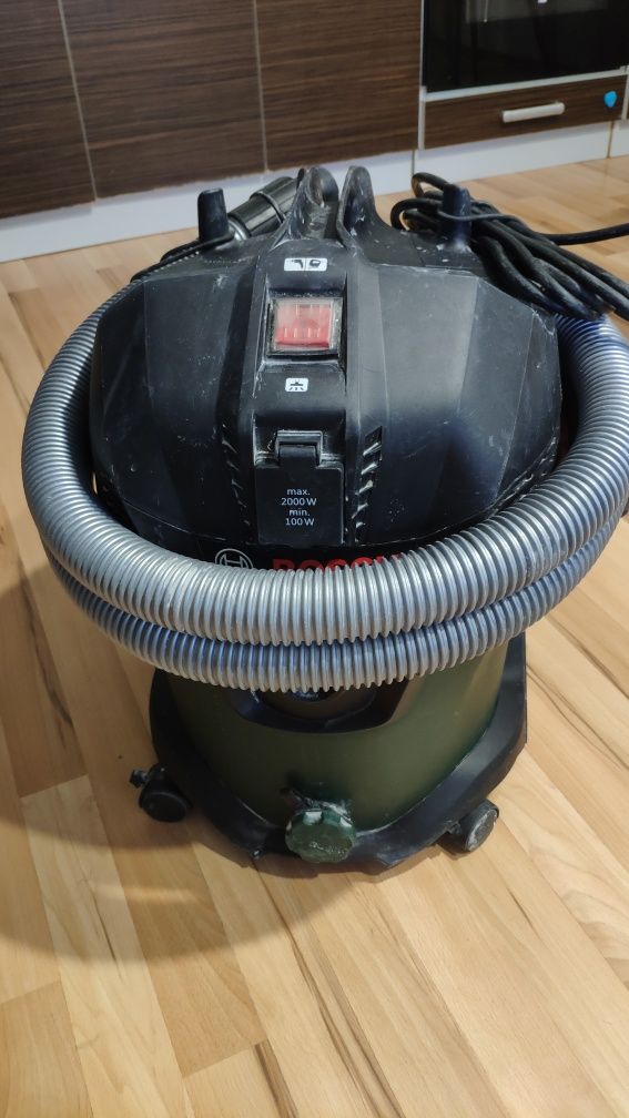 Прахосмукачка BOSCH VAC 20