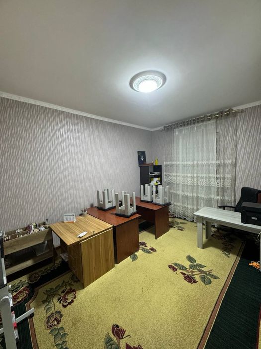 Продается квартира Чирчик, гор парк, 2 ком