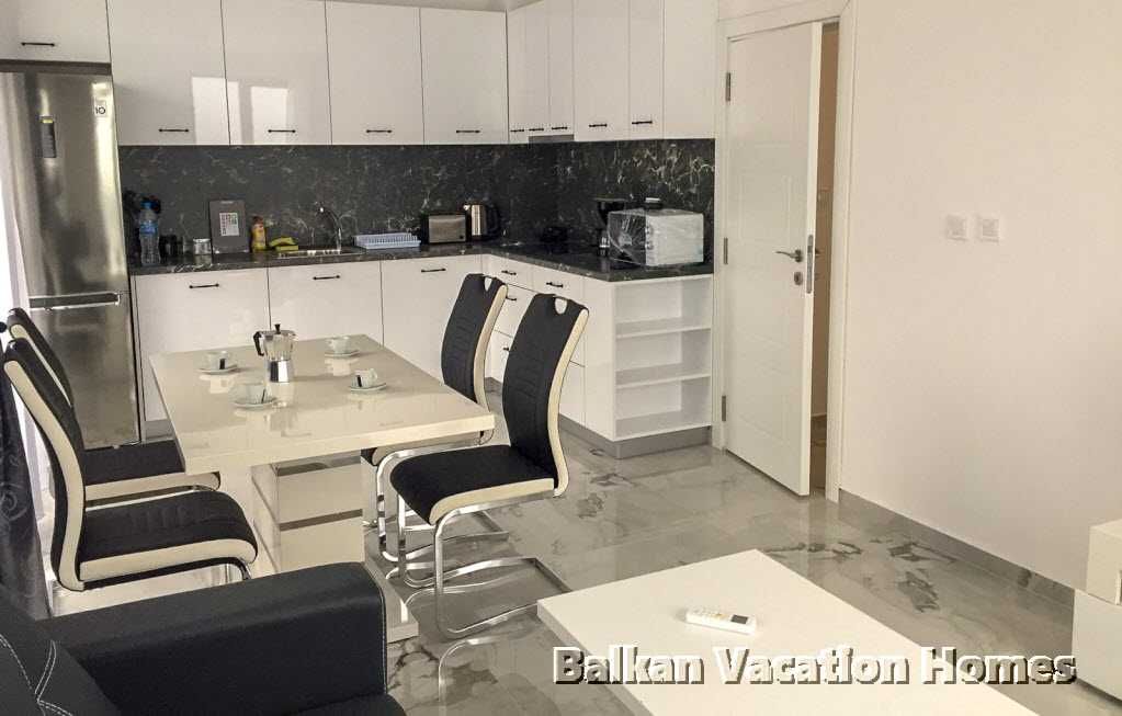 Продава се Двустаен апартамент в Обзор - 66 кв.м за 1955 €/кв.м - Снимка #4
