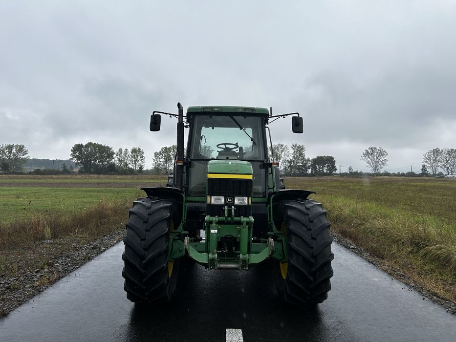Tractor John Deere 6910 145 cp