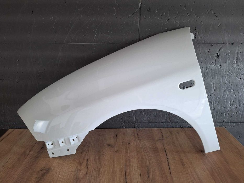 Aripa Fata Stanga Seat Ibiza An 2002-2008 (LB9A (Alb))