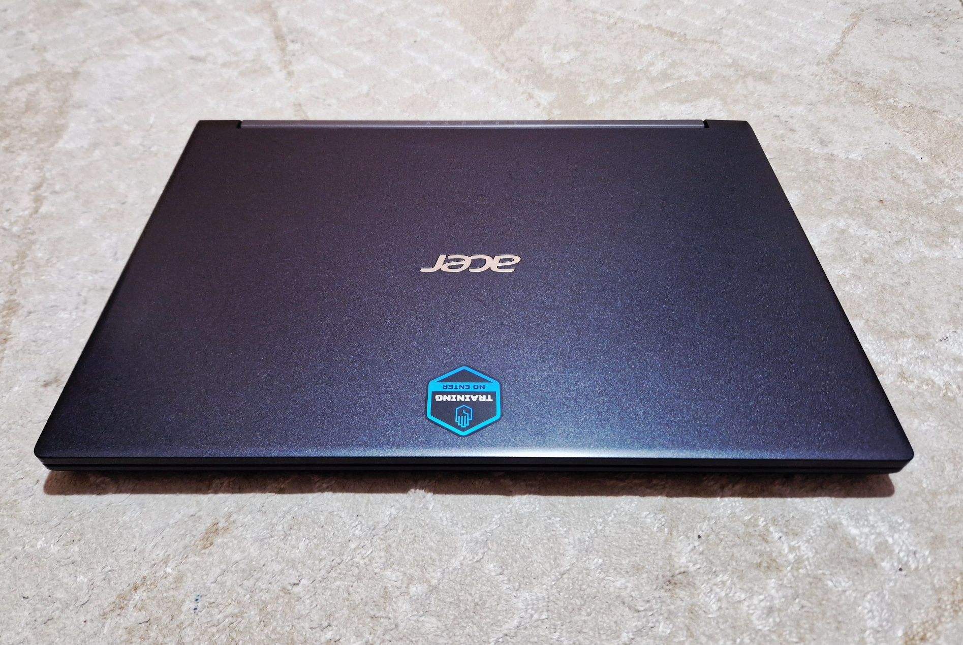 Acer Aspire 7 ssd1 тб,ozu32, RTX 6ядро!