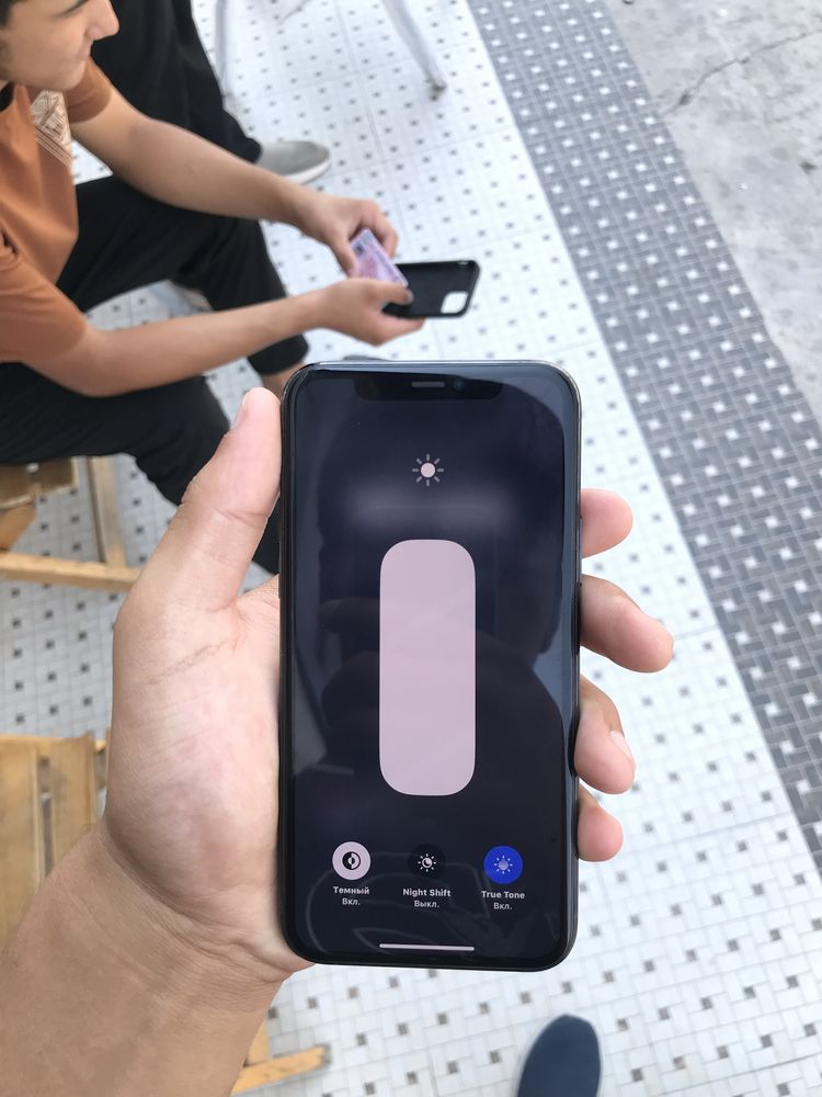 iPhone 11 pro green