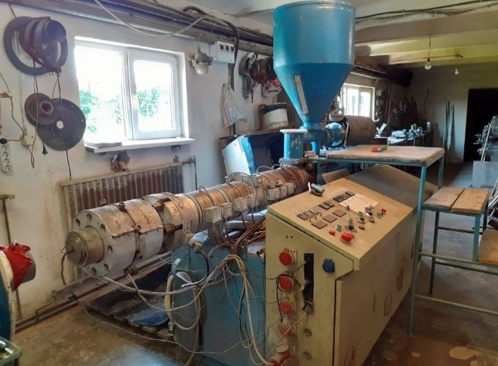Utilaje producție tevi din PVC (extrudere)
