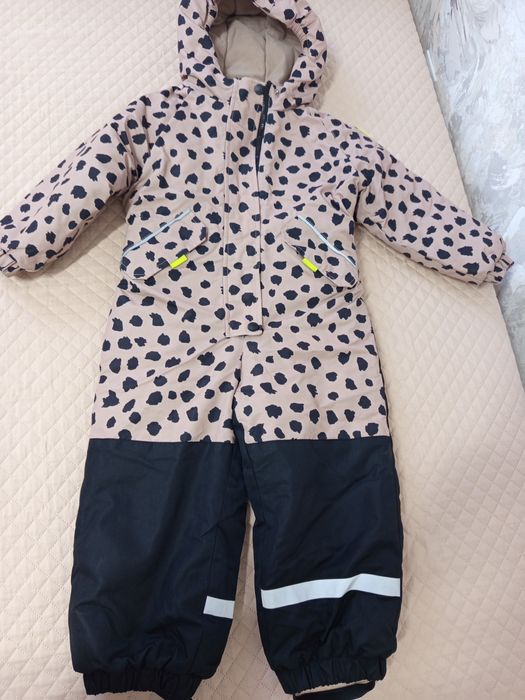 Комбинезон зимний на девочку