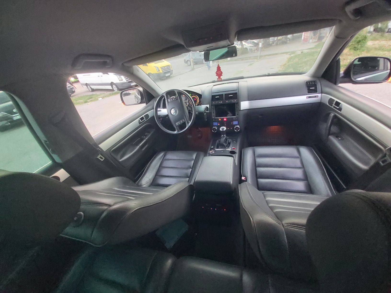 Vw touareg 2.5 manual pe arcuri