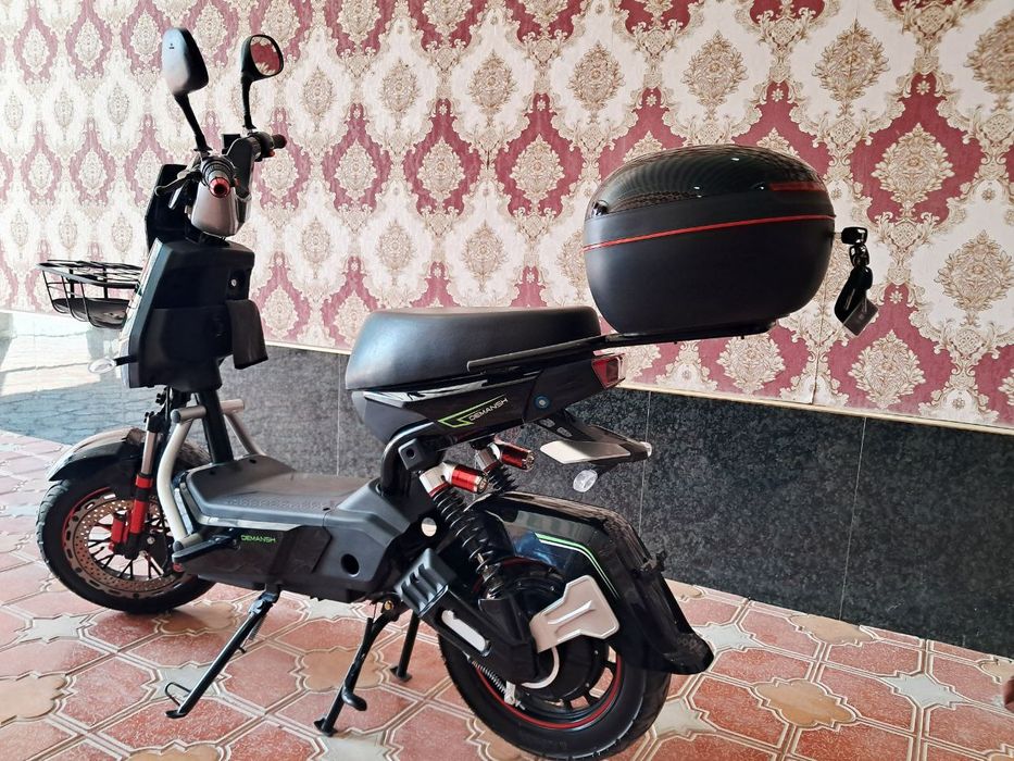 скутир сотилади хали янги пул керак нархи.