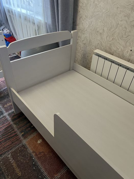 Кровать подросковая