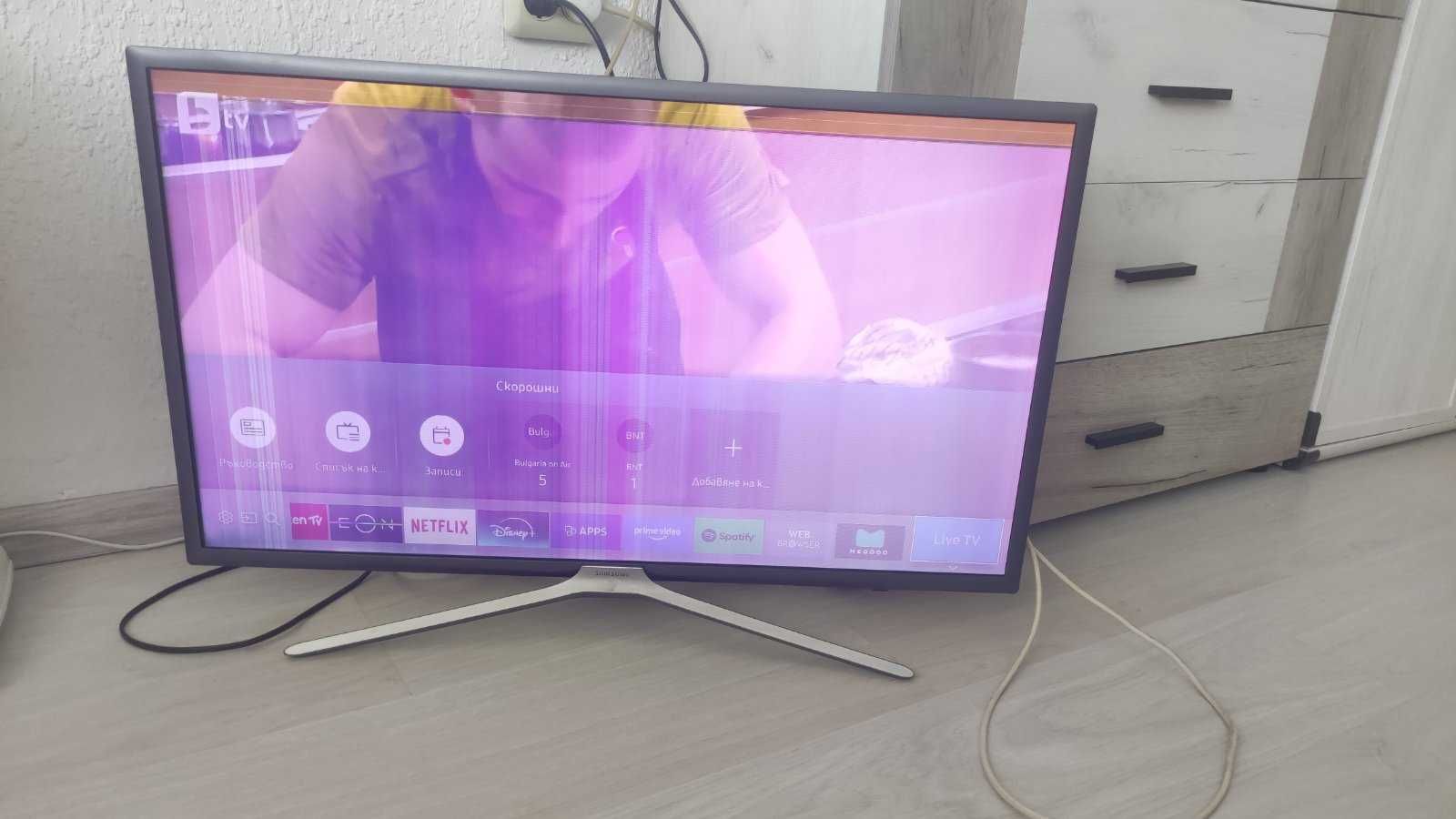 TV Samsung UE32K5579SU цял/на части