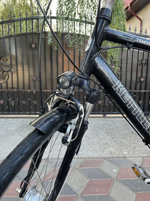 Bicicletă KETTLER aluminiu, 8 viteze butuc, cauciucuri Continental 28”