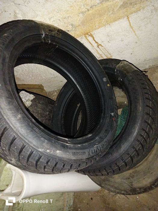 Продам 2 новые шины. Или обмен на шипованые 60*17,