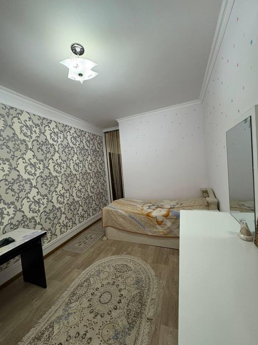 Chirchiq, Arancha, voyenniy gorodok 5etajli Dom 4-etaj , 4xonali uy