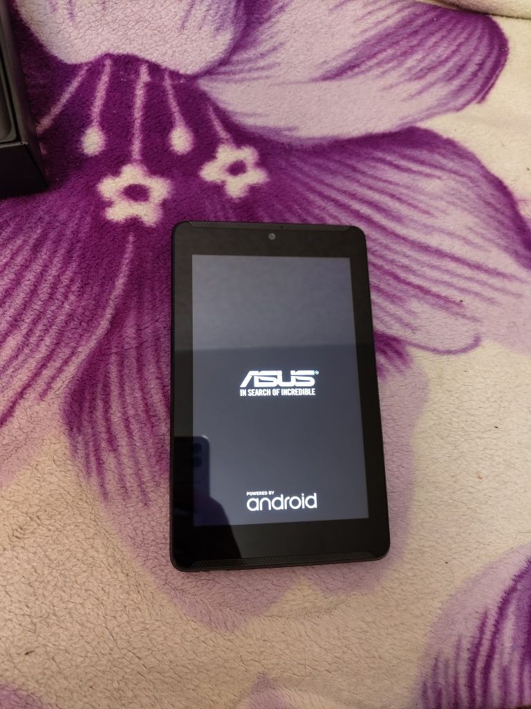 Asus FonePad 7 K00E на запчасти