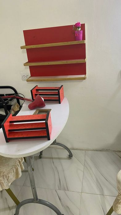 Сатылымда шаштараз мебельі