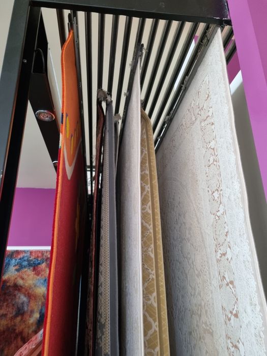 standuri covoare pierre cardin