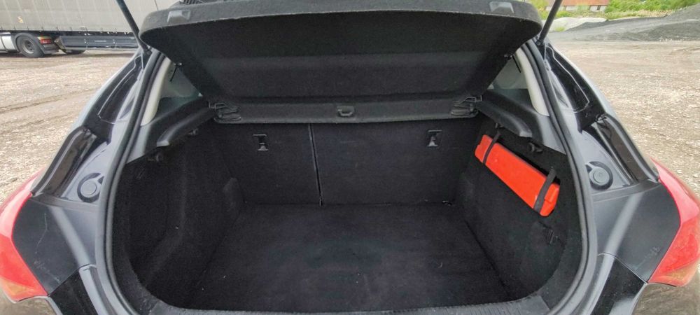 Vand opel astra j