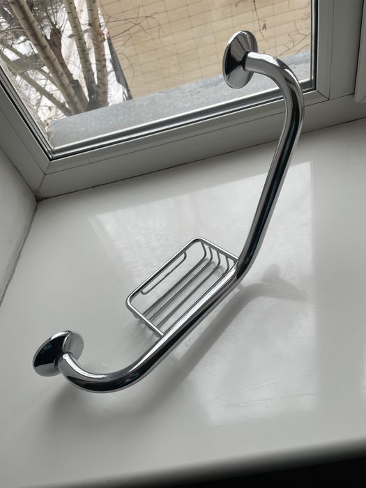 Продаю поручень в ванную комнату