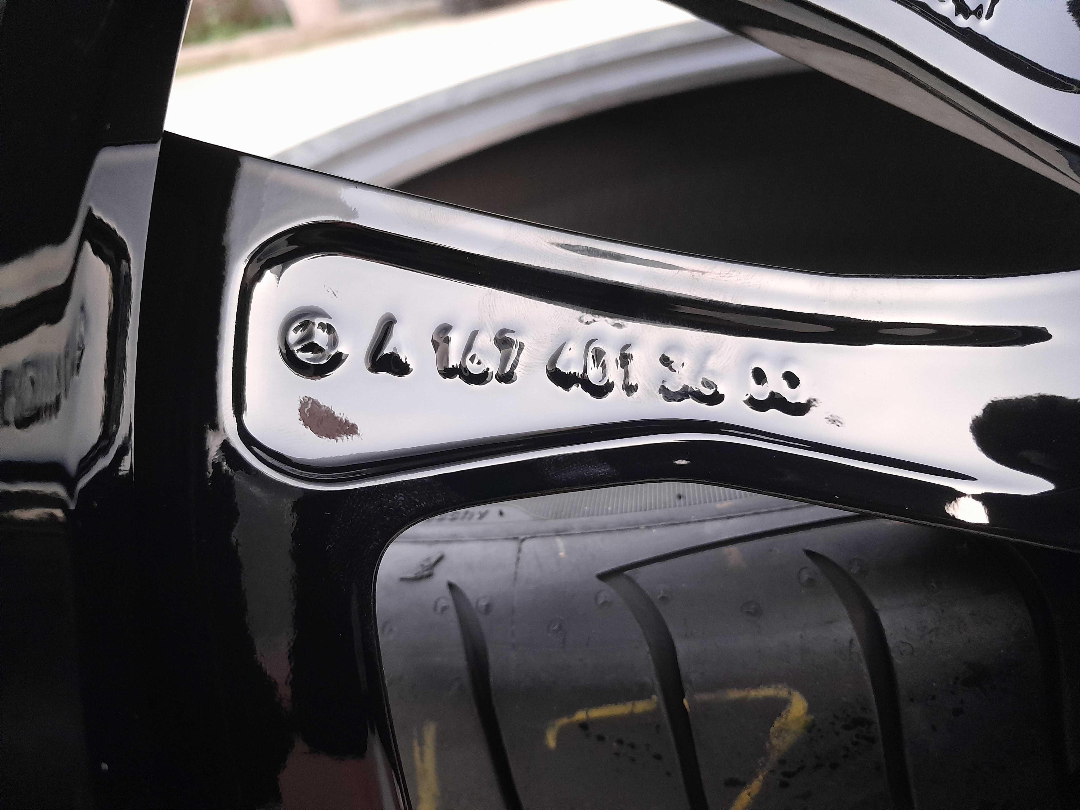 Doua jante fata 22 toli originale mercedes gle gls cod A1674013600