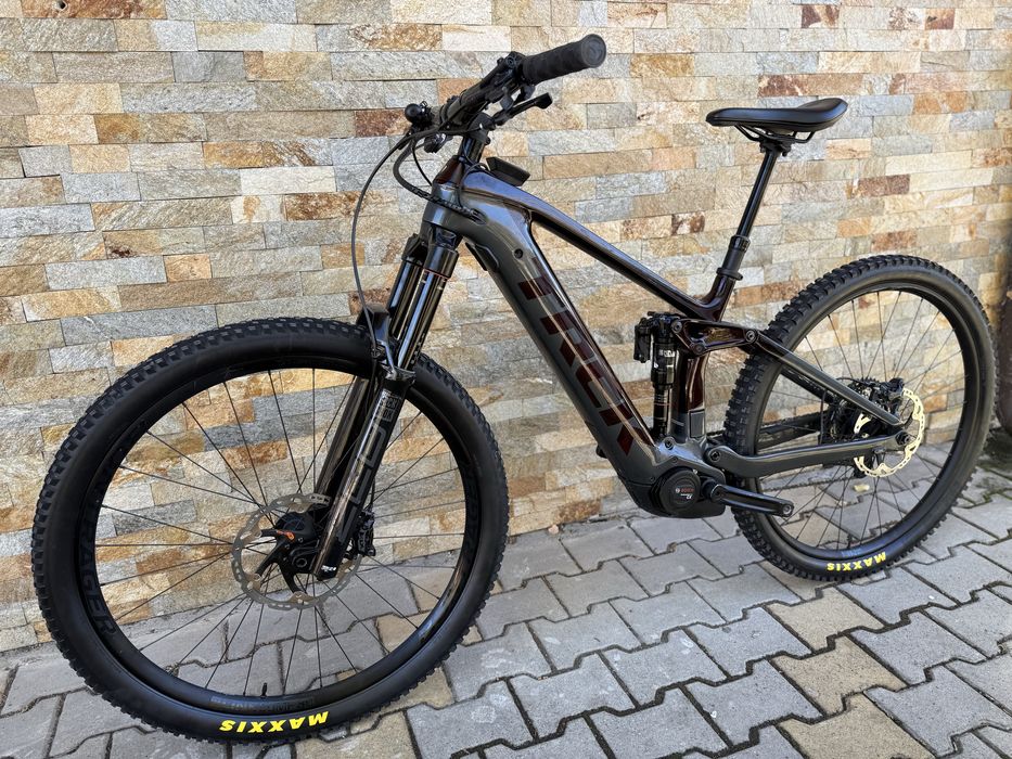 2022 Trek Rail 9.8 XT