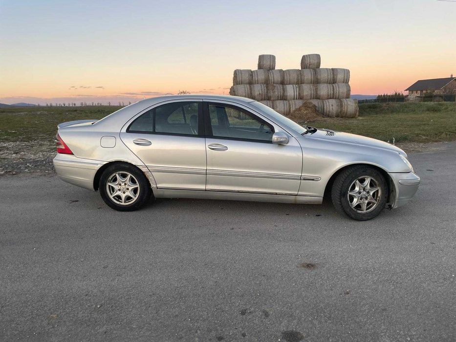 Mercedes c class w203 c200 cdi 2.2 diesel