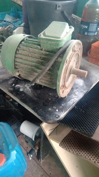 Продам мотор 3 фазный