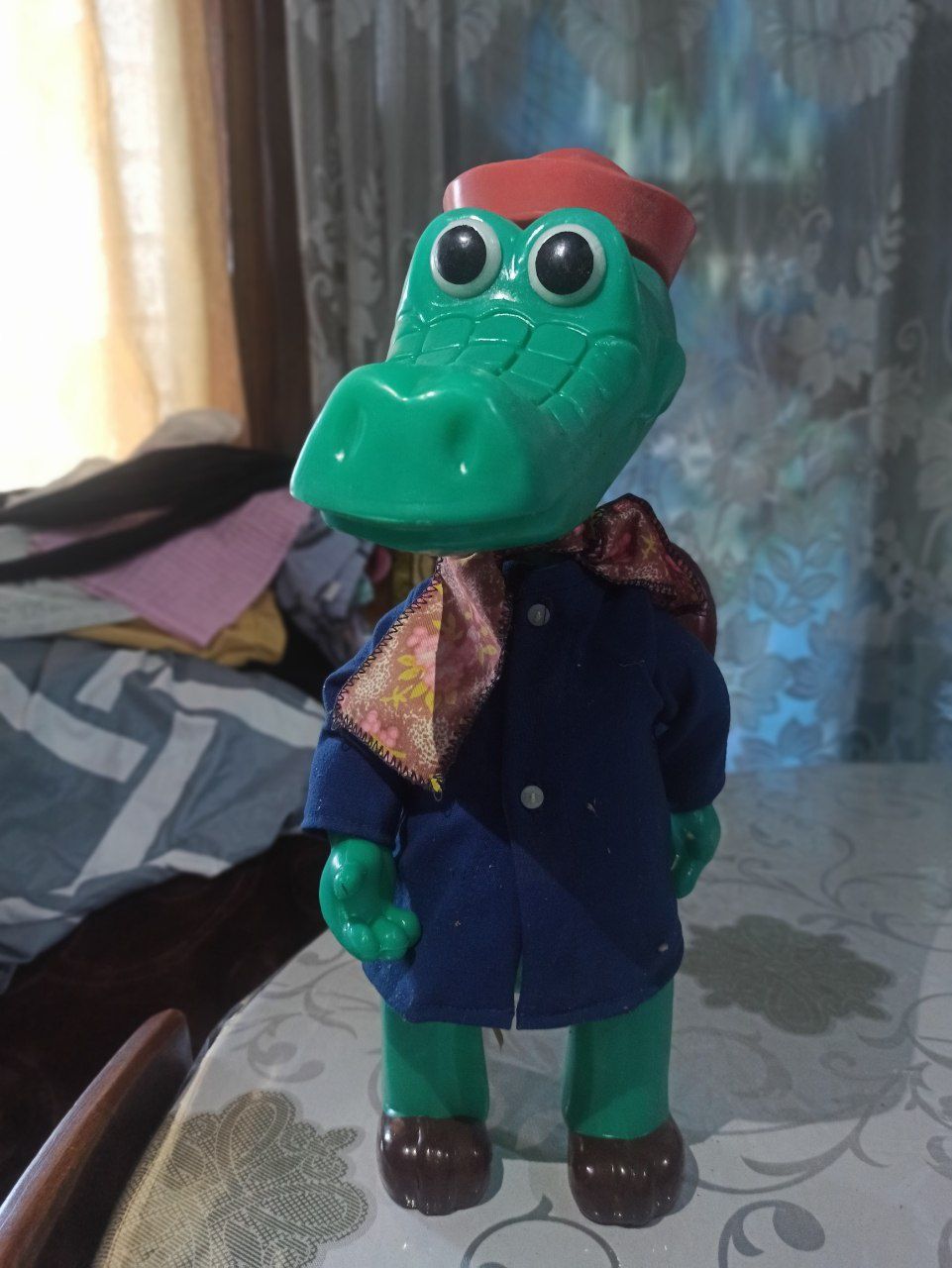 Гена крокодил игрушка советский