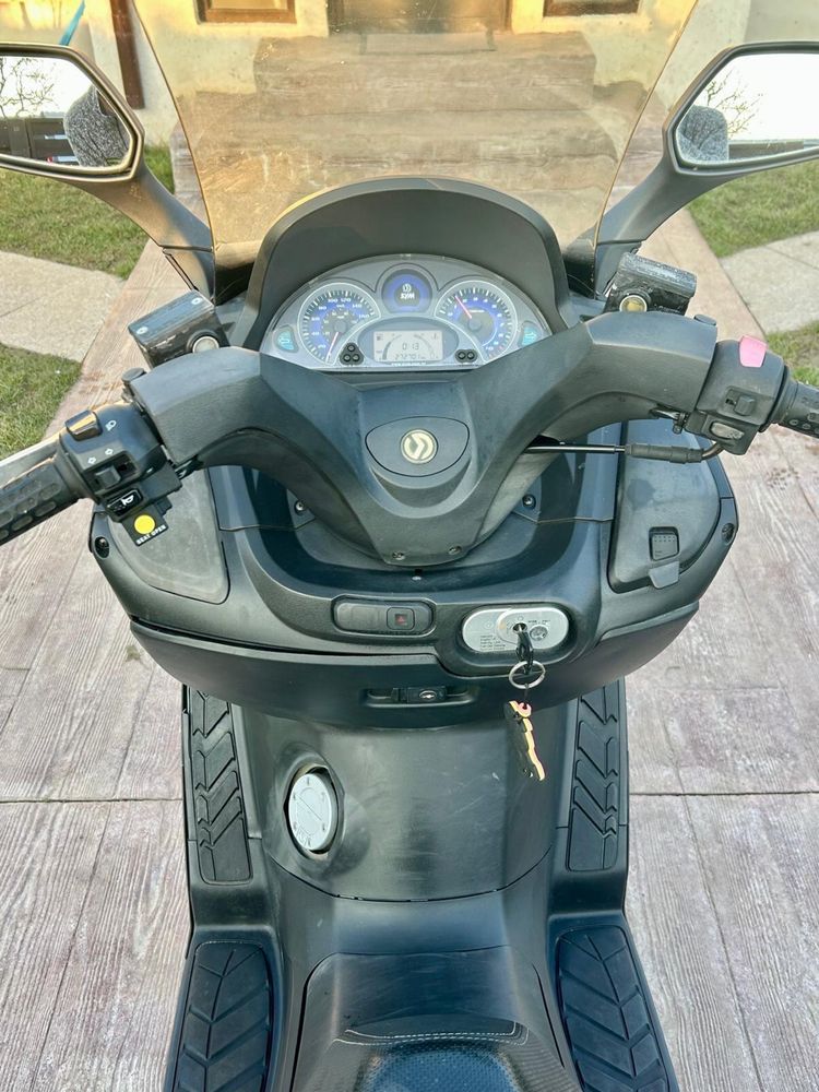 Scuter 125 Sym GTS EVO stare super 2012 LED Revizie efectuata