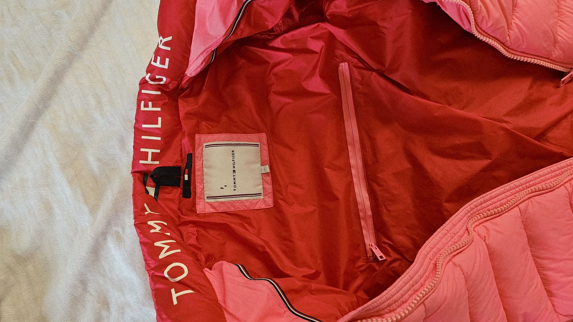 Олекотено яке с гъши пух Tommy Hilfiger